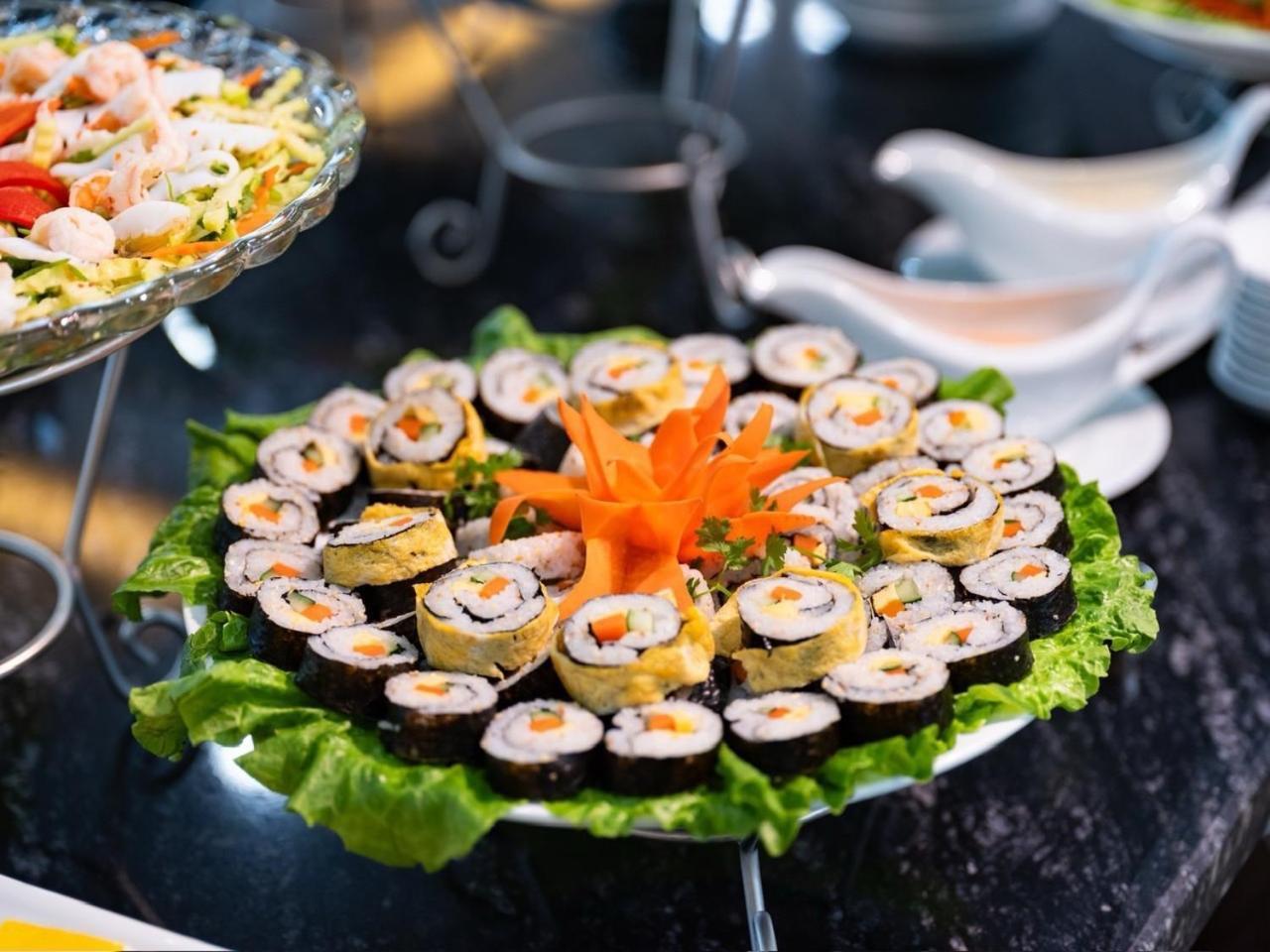 Quynh Yen Hotel ฮาลอง ภายนอก รูปภาพ